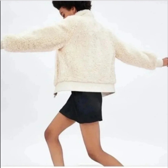 ZARA Cream Teddy Sherpa Bomber Fleece Jacket Size S - Picture 3 of 6